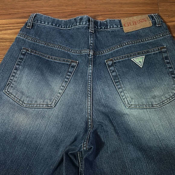 Guess Men's Pascal Relaxed Tapered Jeans, Stone wash, Faded Size 33W x 30L Retro - Picture 9 of 11